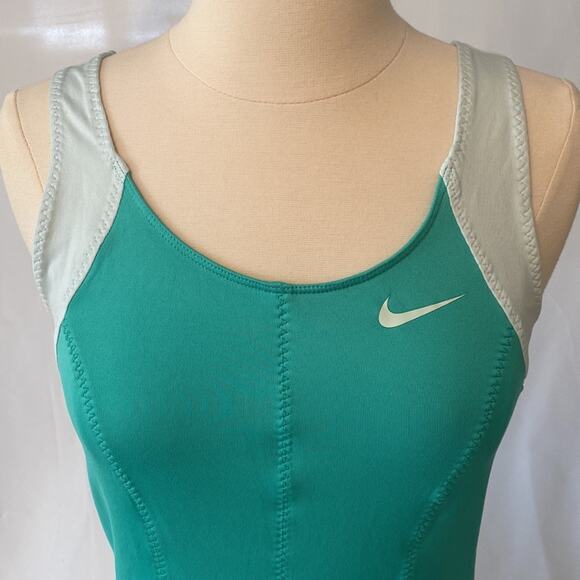Nike Top | Swoosh Green White Colorblock Perforated Tank Women Size Medium - Picture 4 of 9